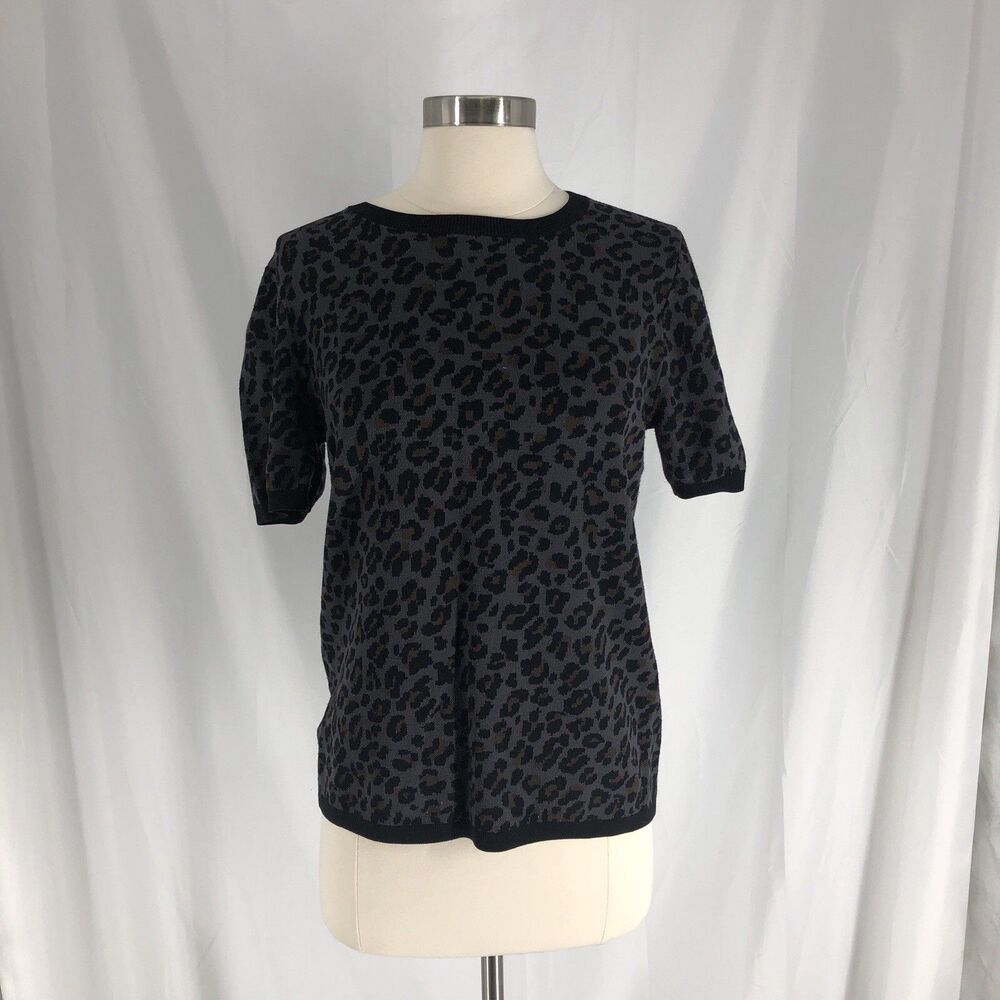 Ann Taylor Leopard Animal Print Short Sleeve Knit Sweater Gray Black Large